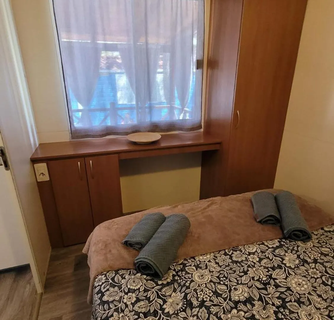 캠프장 Mobile Home Nalani Ražanac